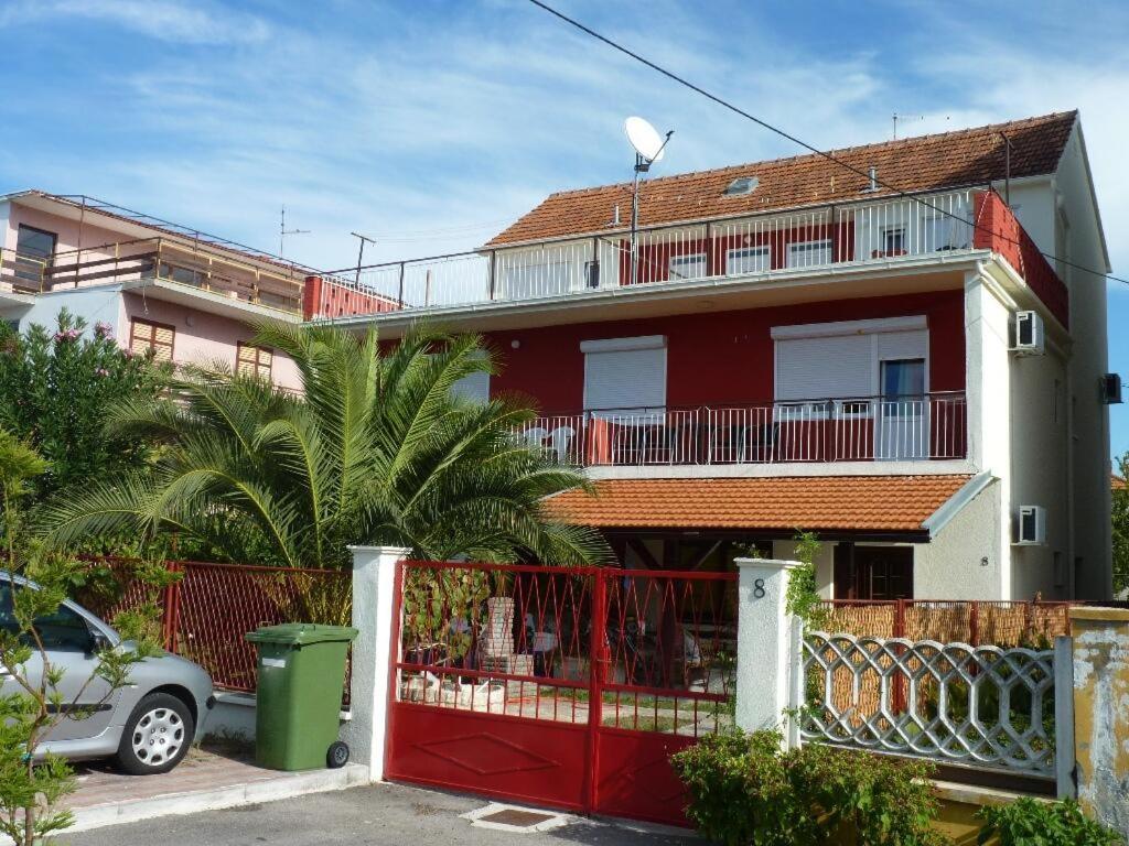 Apartment With A Parking Space - 13242 Zadar