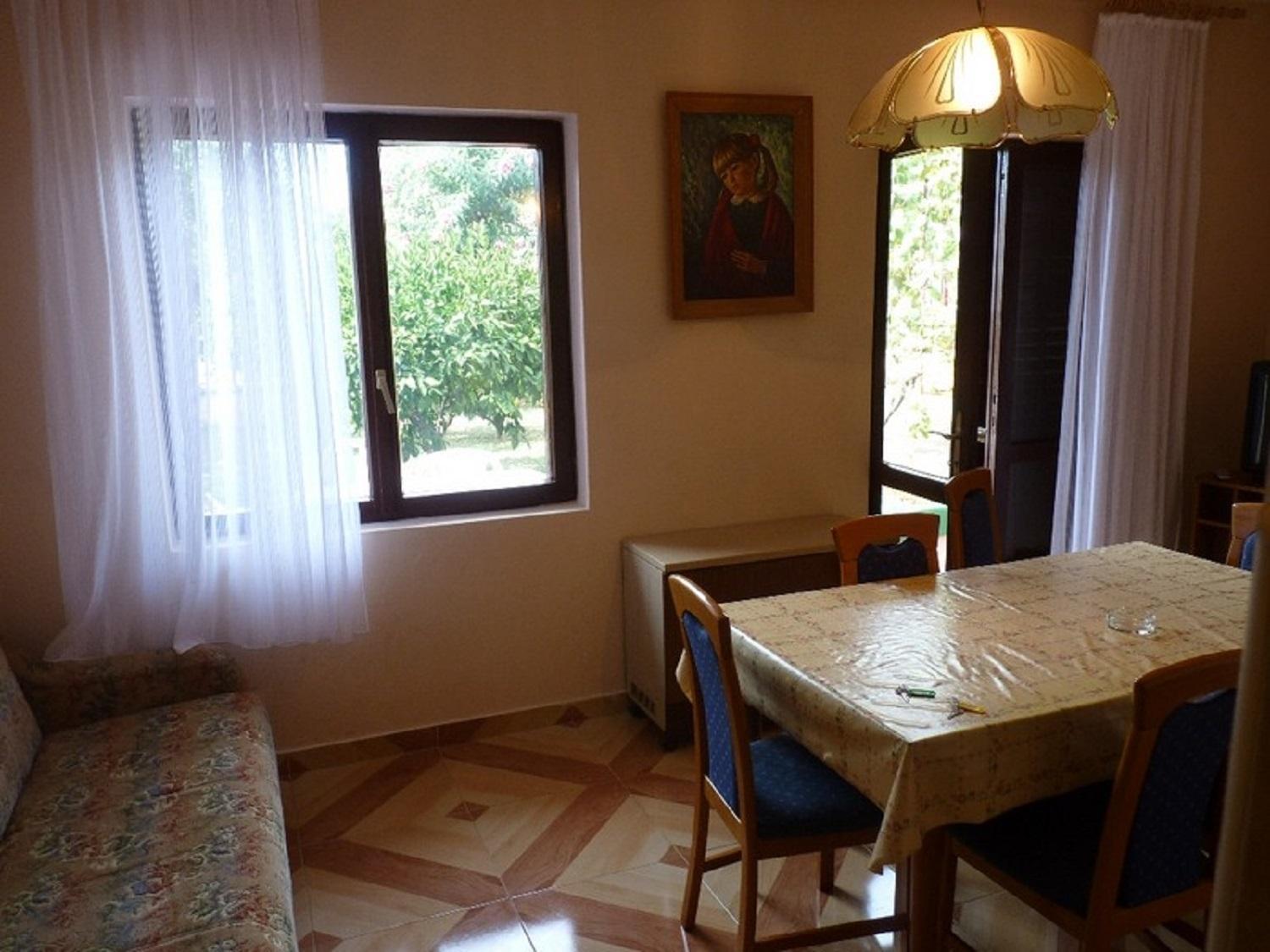 Apartment With A Parking Space - 13242 Zadar